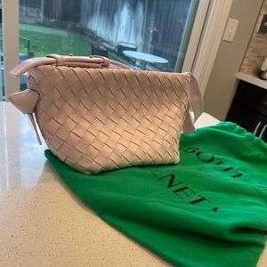 RARE soft pink Authentic NEW Bottega Venenta Bag
